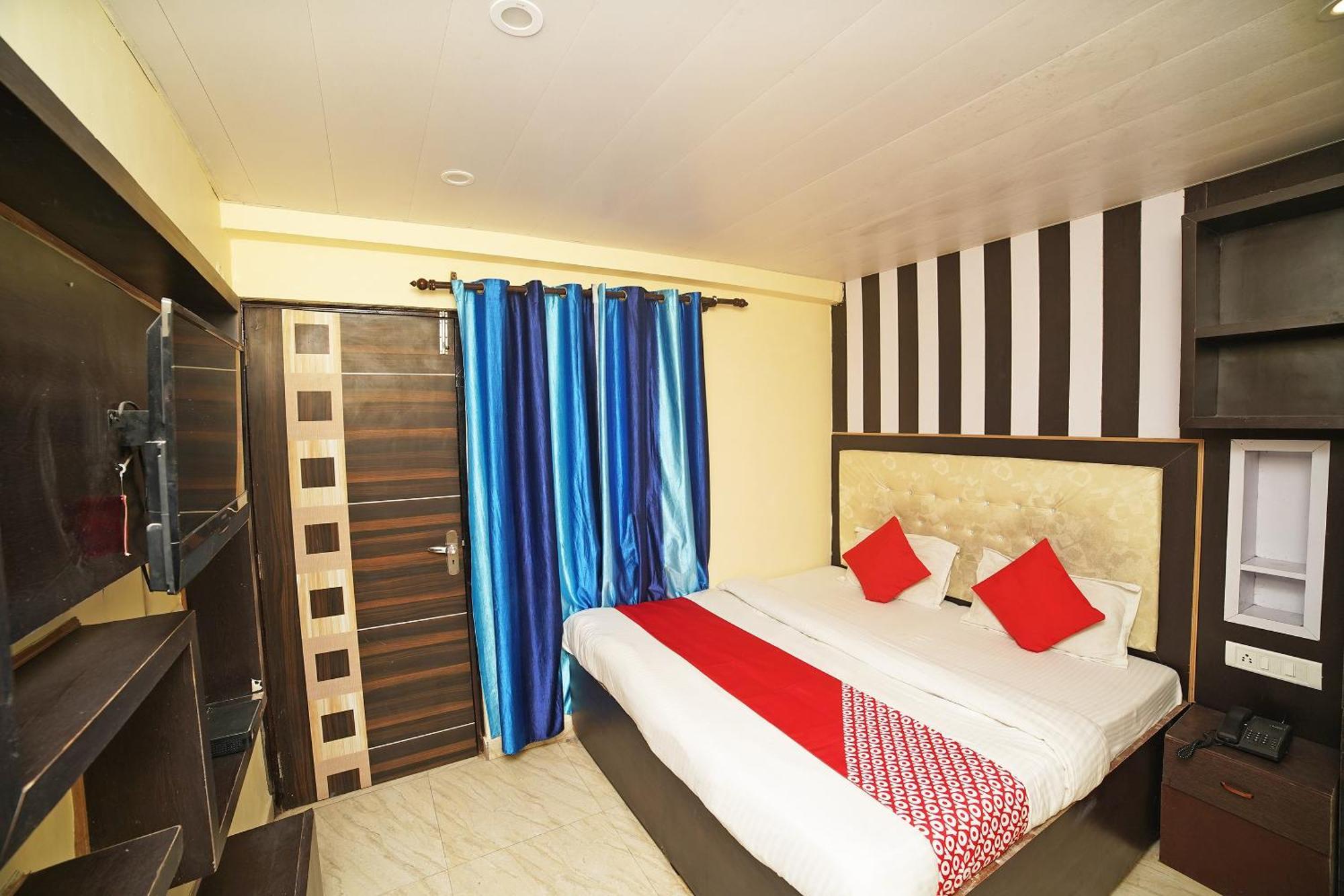 Hotel Oyo Flagship 8594 Golden Nest Nainital Exterior foto